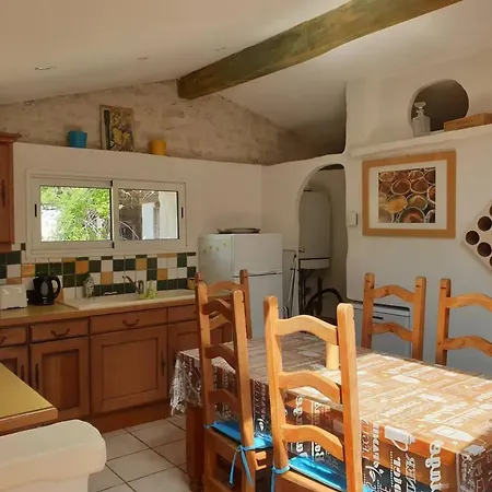 Holiday home Maison Accueillante Avec Piscine Partagee A + *