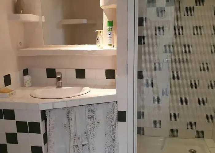 Vakantiehuis Maison Accueillante Avec Piscine A + Meursac